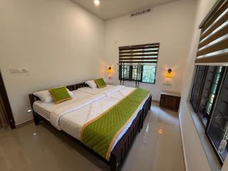 Colonels Retreat - 9