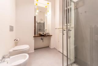 Urban Botero Suite, a due passi dal Museo Egizio e Stazione Porta Susa - 5