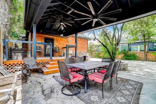 Dog-friendly home with large patio, W/D & central AC - 6