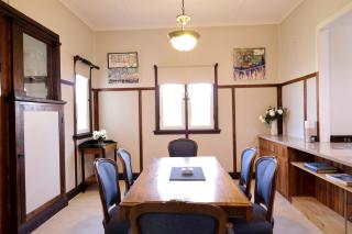 Heritage Home with BBQ & Outdoor Fire Pit - 5