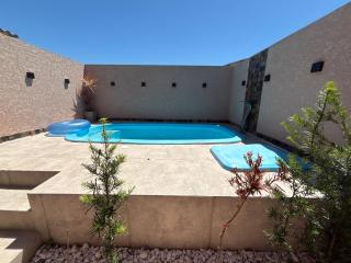 Casa com piscina a 370 metros do mar - 9