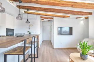 Amazing exclusive penthouse -2Bdrs 2Baths-Opera - 2