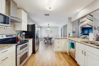 Quiet, private retreat with lake views, huge covered deck, W/D, & fenced yard - 2