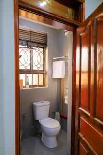 Sports Arena Studio View with Balcony 1km from American Embassy - 2