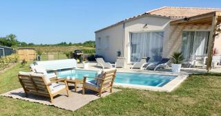 Villa Boheme-Piscine chauffee-proche ogliss park et plages - 0