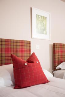 Holstein Cottage - 1