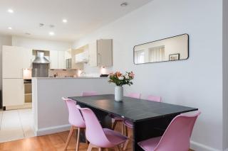 The best 2 bedroom Cardiff City Centre Apartment - 5