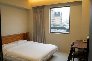 Sunshine Hotel - 7