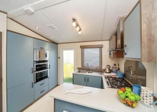 Praa Sands Holiday Park - 9