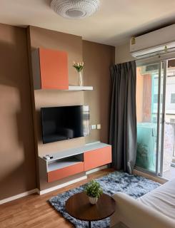 Lumphiniville Sukhumvit - 6