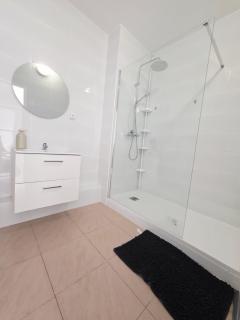 Chambre 6 - 3