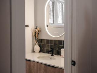 Chalet Gratitude with Private SPA & Sauna, Skiing - 1