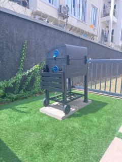 Three Bedroom Apartment in Jabi, Abuja - 9