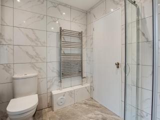 3 Bed in West Down 51431 - West Down - 6