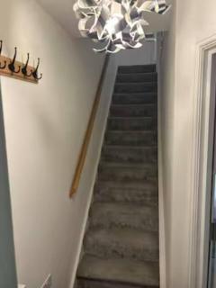Modern 3BR Home in Newton-Le-Willows – Sleeps 6 - 1