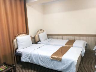 Star Shirpoor Guest House - 1