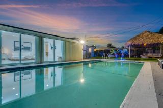 Cozy Miami Private Pool House W- Arcade Games, BBQ - 1