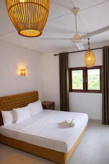 Luxury King Room with Terrace - 3