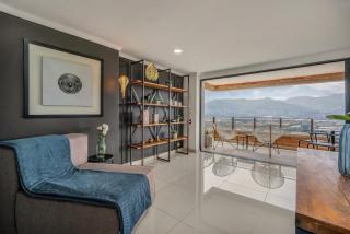 Luxury 4BR Near Provenza with Amazing Views - 2