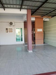 3Q Impiana Homestay Teluk Senangin - 1