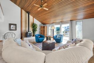 Blue Heron Hideout - 9