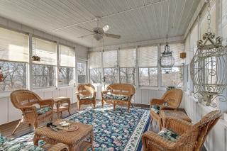 Spacious Shawnee Forest Hideaway! Hilltop Estate - 8