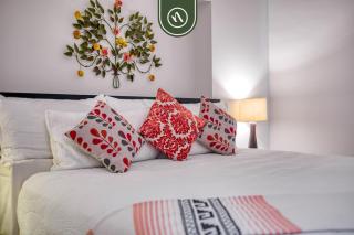 Amazing 1 BR Condo - Zona Romantica - Rooftop Pool - 9