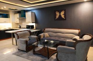 Elegant 1BR Apartment In Bahria Town - 7