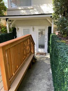 Montlake Apartments - Arboretum, UW, Husky Stadium - 5