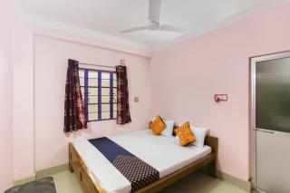 Hotel O Rekha Anusthan Bhawan and Lodge - 8