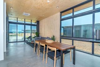 Columbia River Retreat Lakehouse - 3