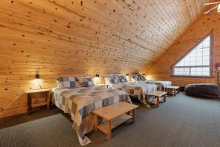 Old Faithful Lodge - 6