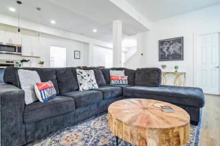 Large 4BR Indianapolis Home with Hot Tub Pool Table Sleeps 16 Plus Pet Friendly - 7