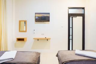 Sierra Villa Malang - PrivatePool - 4 BR AC - 5