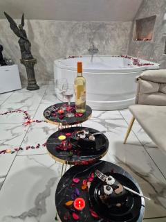 Jacuzzy Rooms Andjela - 0