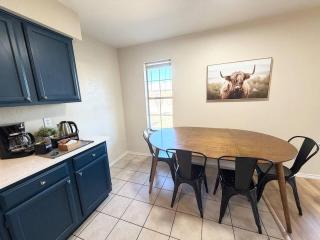 Quiet Stay for Work Trip or Getaways in Waxahachie - 3