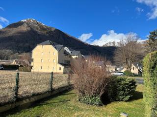 HOUNTANET appart 5 personnes vue montagne avec jardin - 3