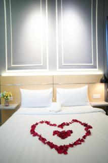 The Colony Infinitum by Manila - 4