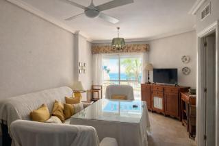 Lyrioshomes Precioso Apartamento Puerto de Estepona - 8