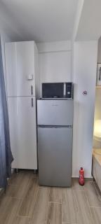 Fundeni Hospital Studio - Kitchen, Terrace & Parking - 3