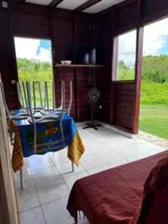 Maison cosy près de Petit-Canal sur 30 m² avec jardin - 4