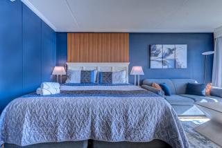 Oceanfront Suite Grande Cayman 124 - 6