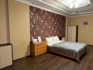 Spacious Central Apartment 2BR 6 Guests - 2