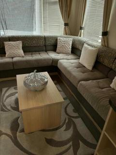 Thors Lakeside Retreat - 9