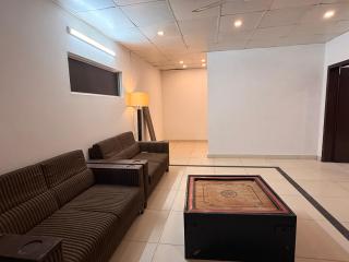 1 bed furnished apartment in abu dhabi towers - 5