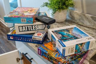 Lakefront Top Floor Condo! Perfect Location! - 4