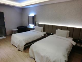 Guest Motel- Zhongli Branch - Pingzhen - 2