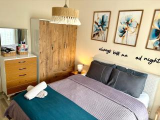 Theos Holiday Apartments Room 23 - 2