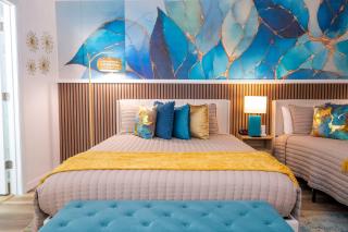 Epic Universe Nearby Pool View Free Parking - 5