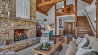 Bearberry Lodge - 5